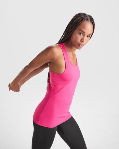 CAMISETA TECNICA TIRANTES ENTALLADA SHURA